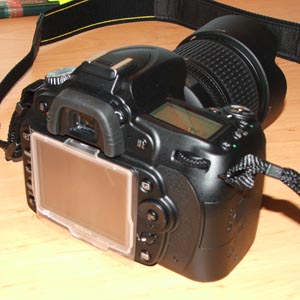 Nikon D90 con óptica Nikkor 18-105